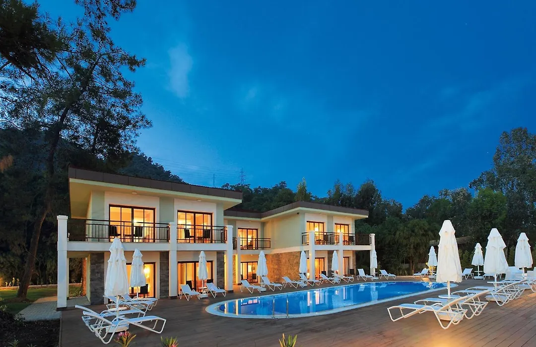 Fortezza Beach Resort-1