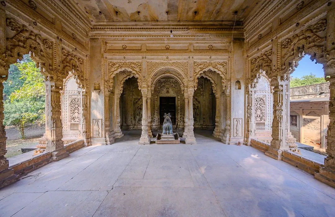 Neemrana'S - Deo Bagh-1