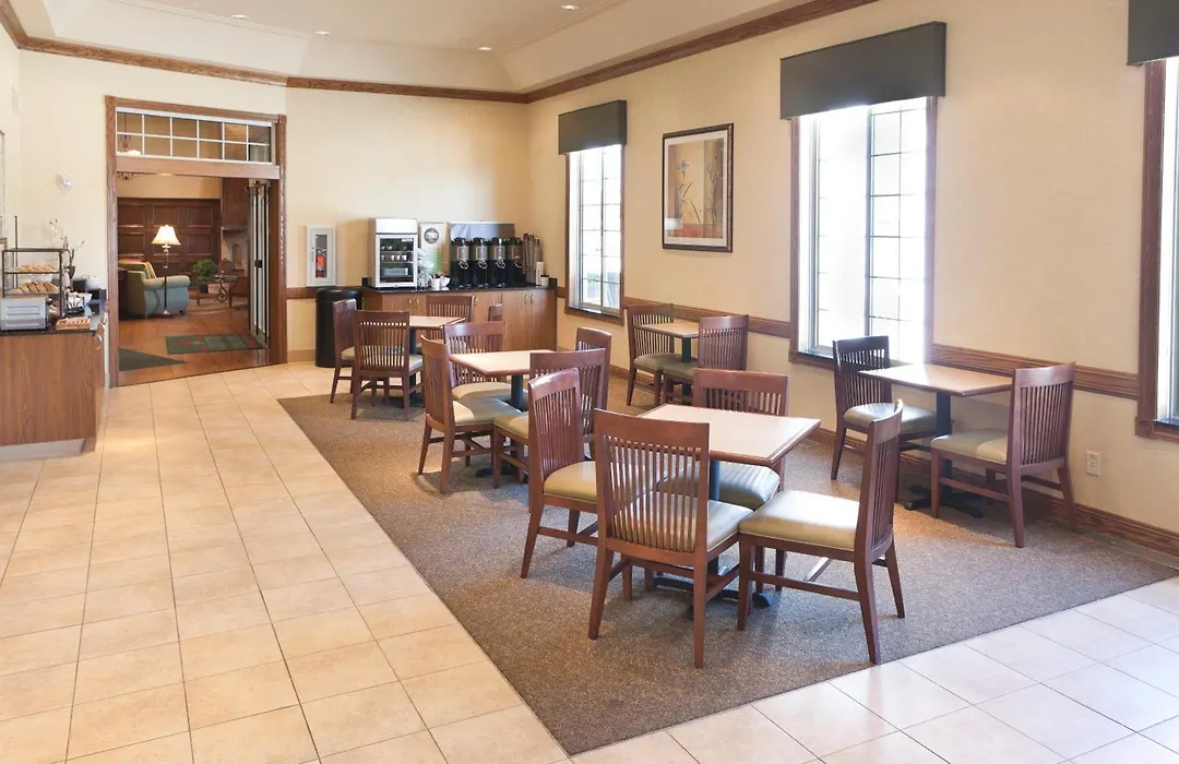 Country Inn & Suites By Radisson, Chanhassen, Mn-1