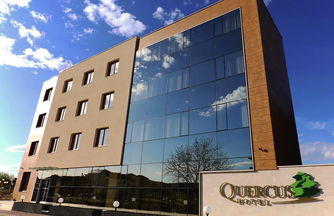 Hotel Quercus-1
