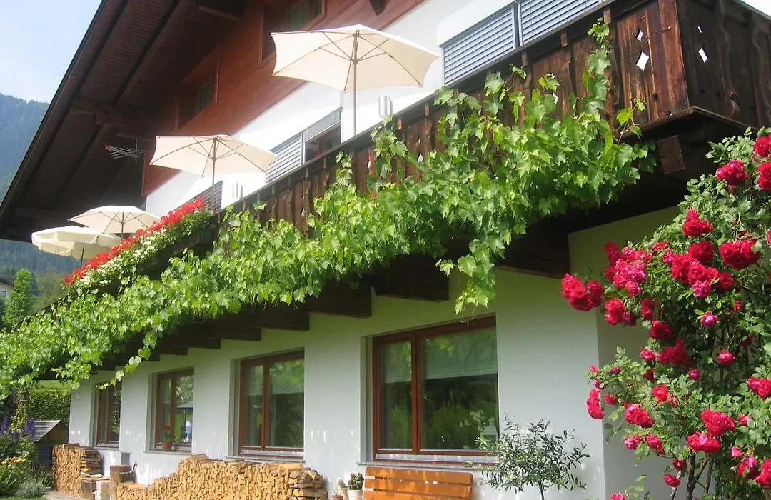 Haus Alpenglühn-1