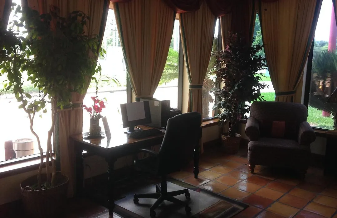 Countryside Inn-1