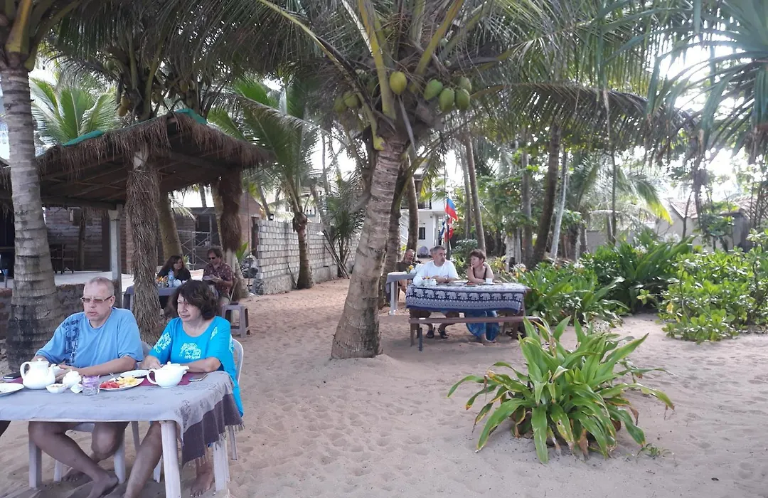 Arcade Beach Hotel-1