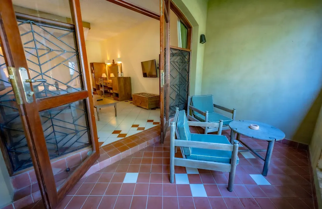 Severin Sea Lodge-1