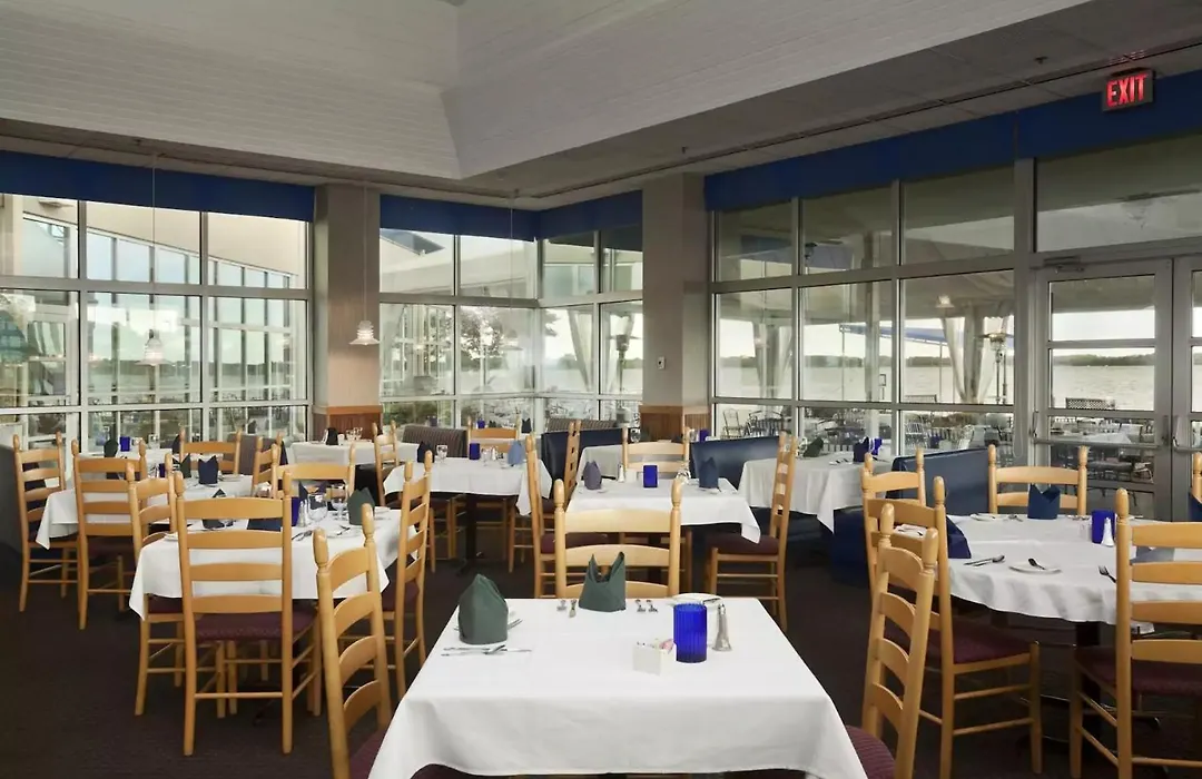 41 Lakefront Hotel, Trademark Collection By Wyndham-1