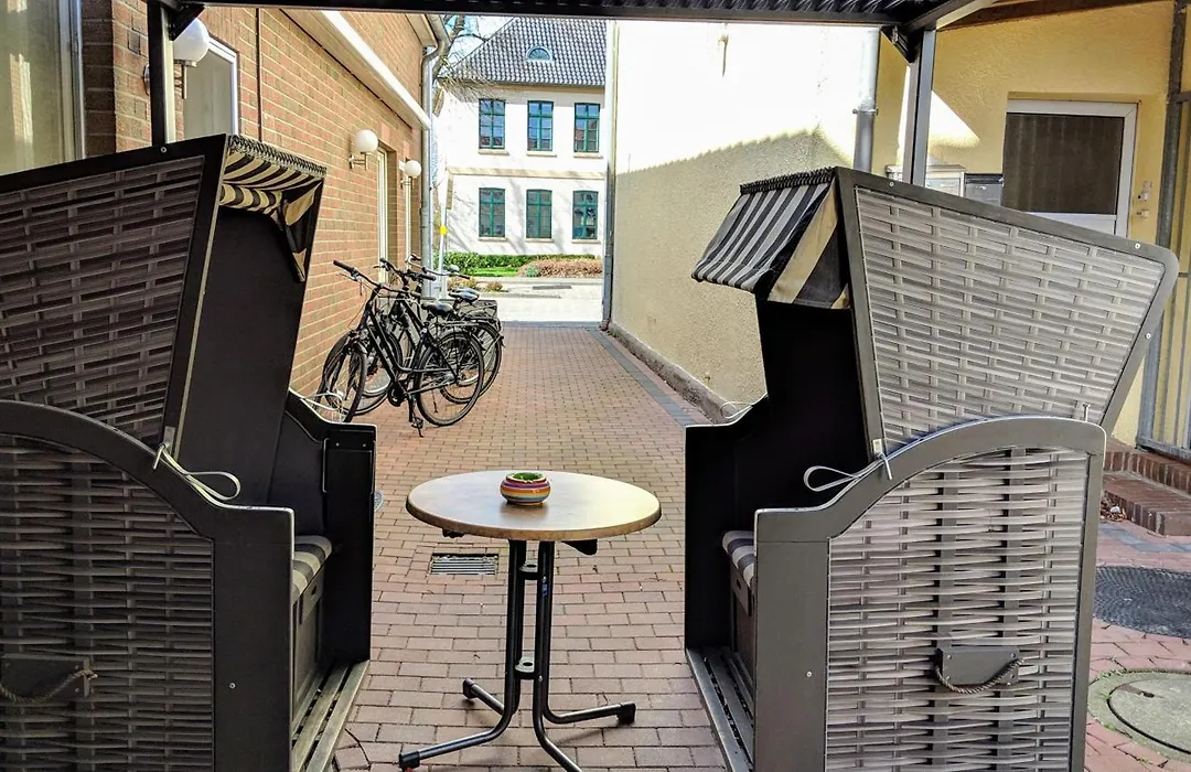 Hotel Drostenhof Garni-1