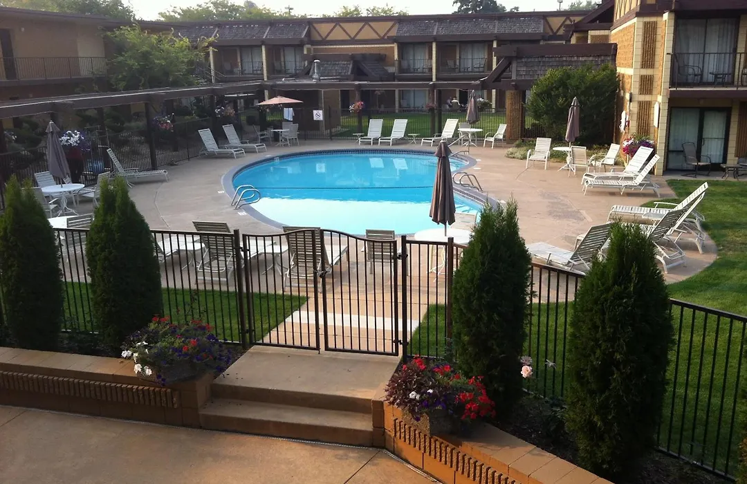 Red Lion Hotel Yakima Center-1