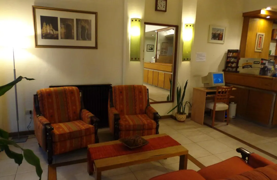 Hotel Compostela-1