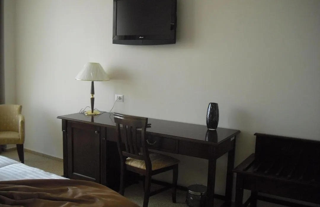 Hotel Rexton-1