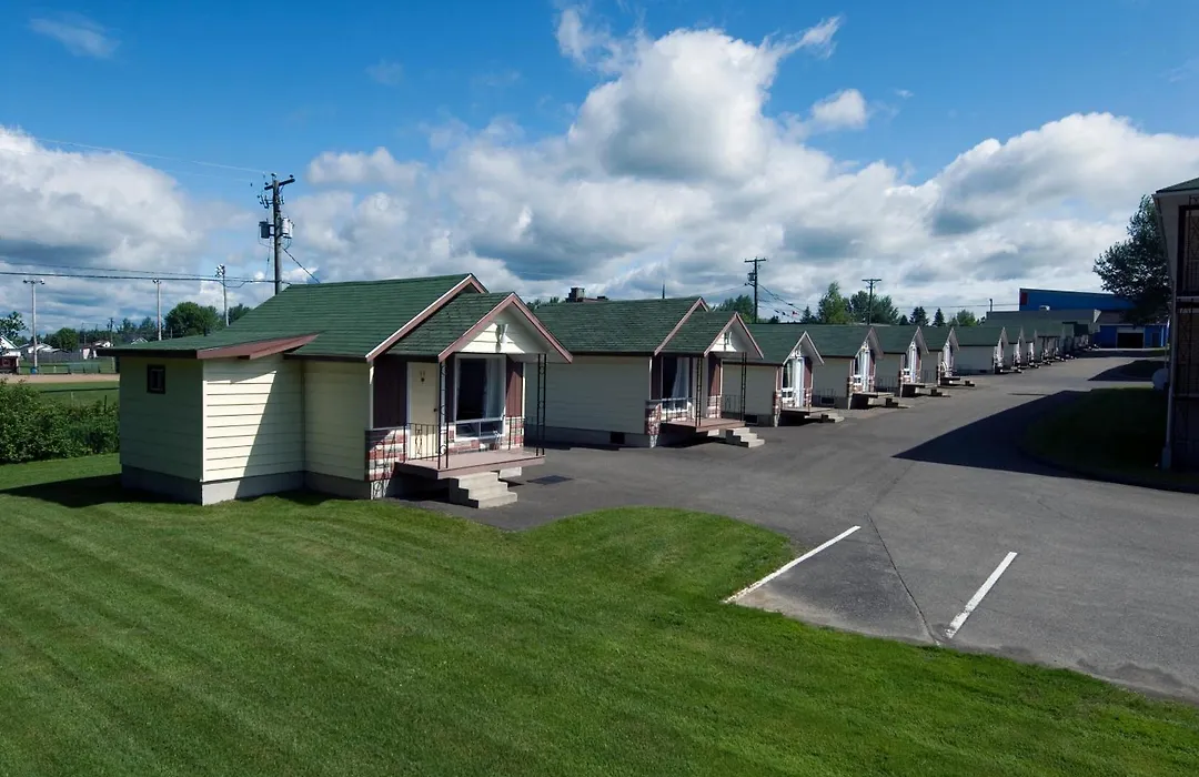 Daigle'S Motel-1