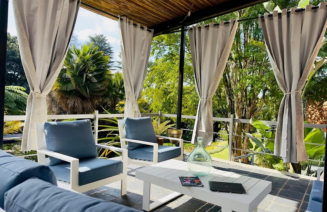 Serene Place Guest House & Conference Venue Affordable Luxury With Backup Power-1