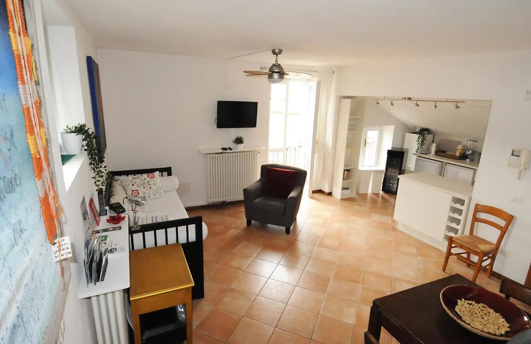 Casa San Giorgio Varenna-1