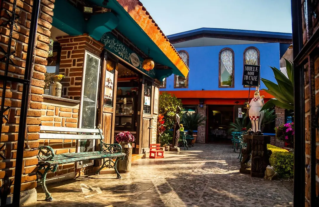 Hotel El Pan Nuestro-1