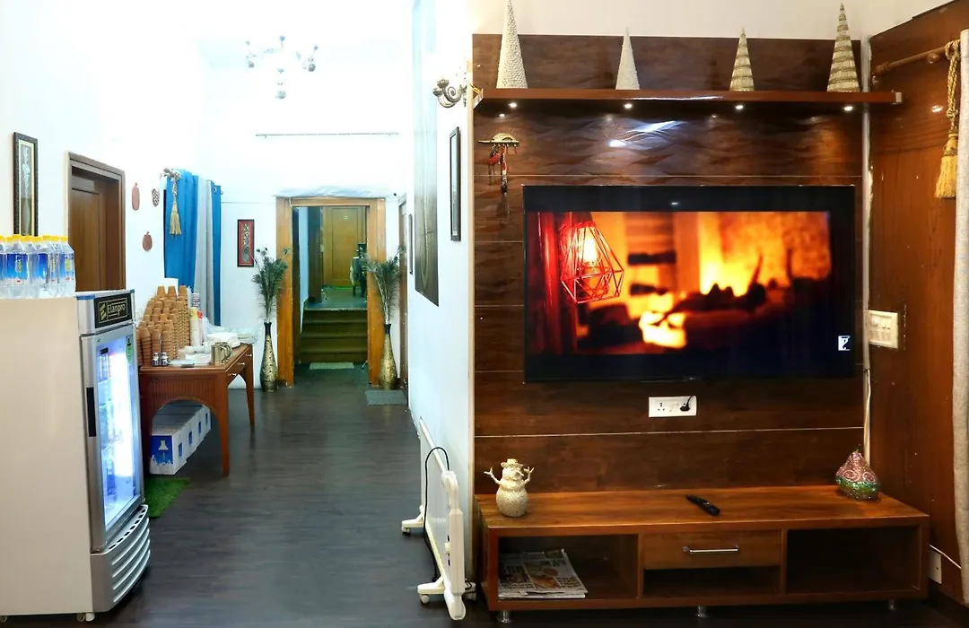 Golden Homestay-1