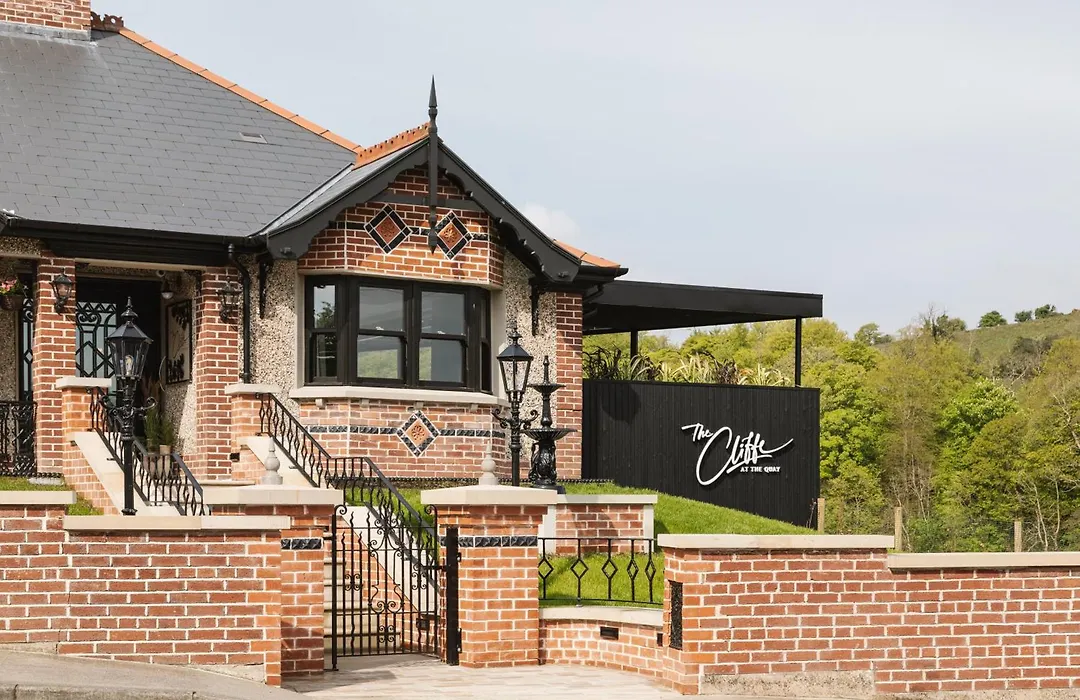 The Cliffe At The Quay-1