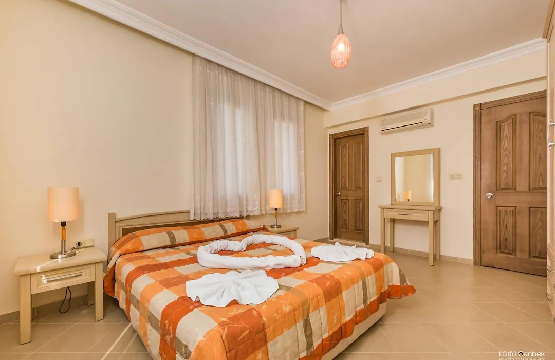 Perdikia Hill Hotel And Villas-1