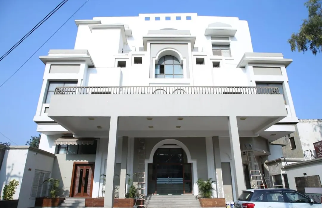 Hotel Rajmahal-1