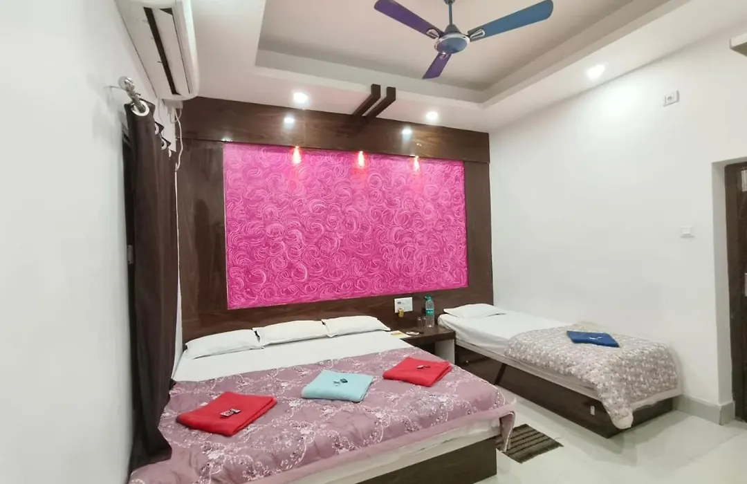 Hotel Bobby House 450M From Beach & 1 Km From Temple-1