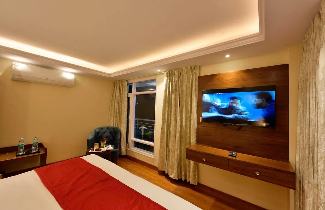 Hotel Rajgriha Kasauli-1
