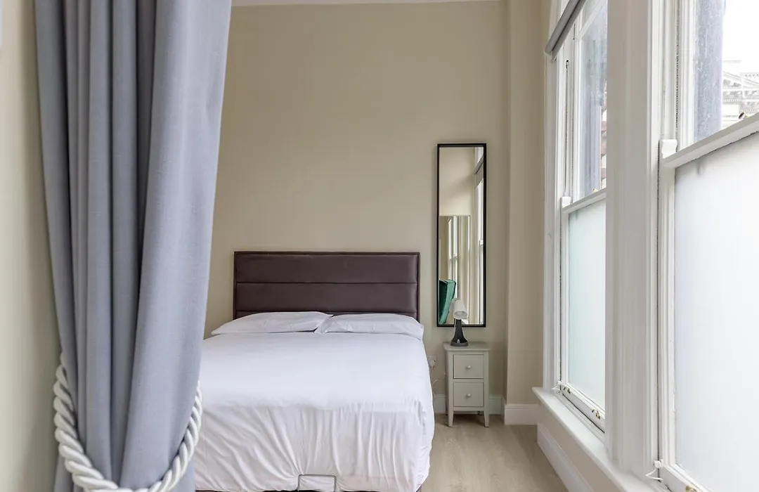 Dublin Castle Suites-1