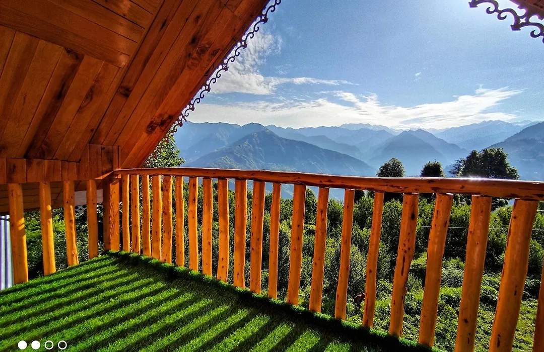 The Tree Top Treehouse Jibhi-1
