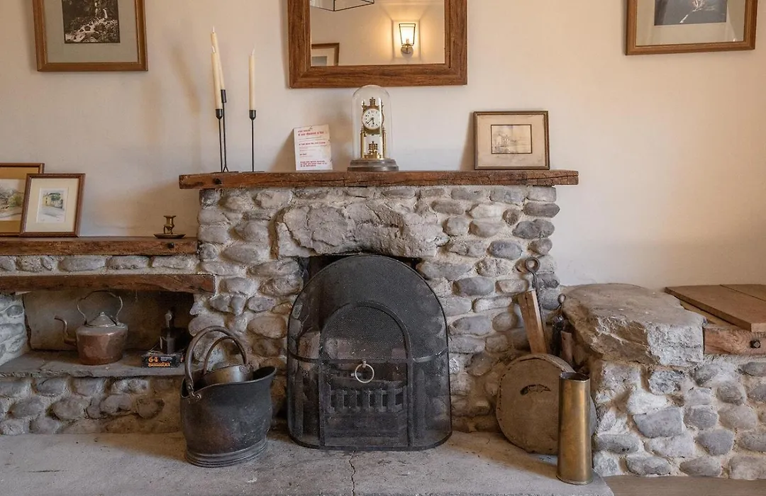 Miresfield Farm Bed & Breakfast-1