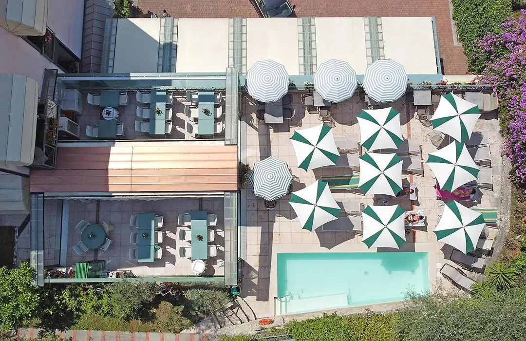 Hotel Villa Carlotta-1