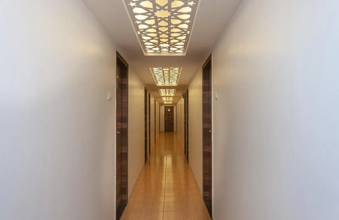 Super Oyo Capital O Admire Suit Hospitality-1