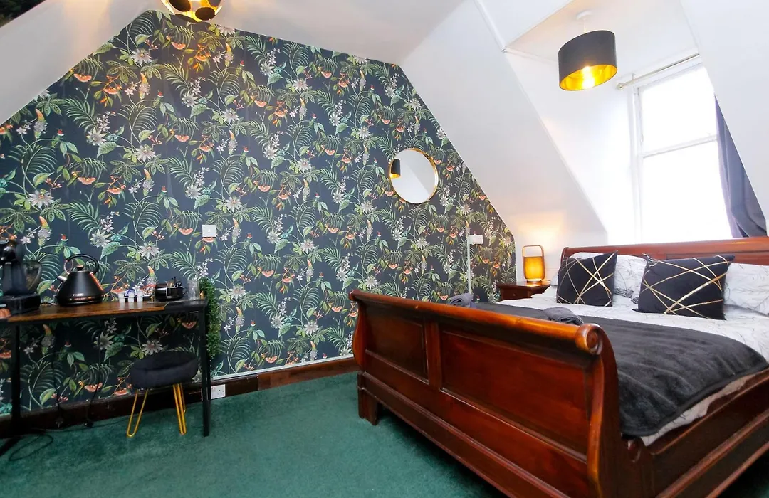 Carlton Hotel-1
