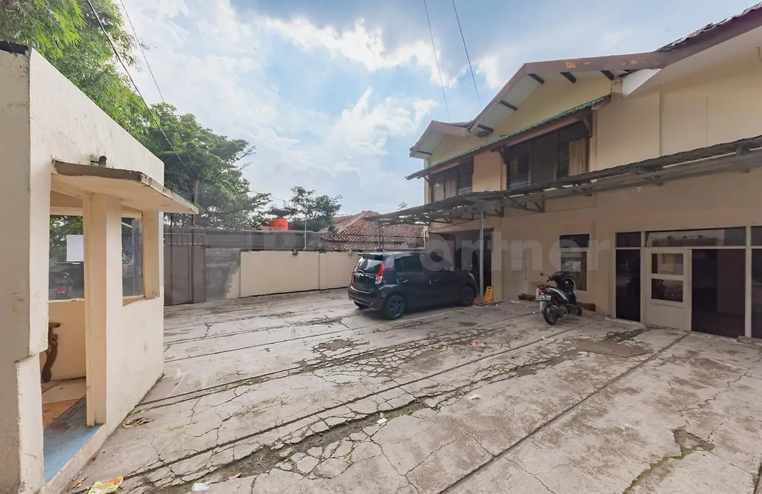 OYO 1340 Wisma Alamanda-1