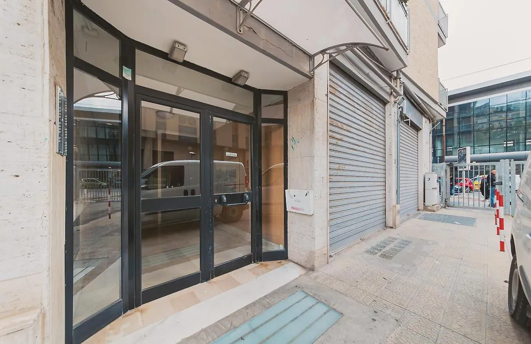 Apulia Rooms Bari-1