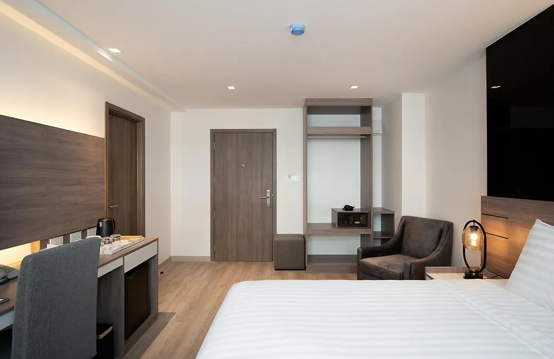 Orion Hotel & Residence Bangna-1