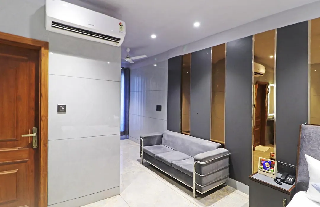 Hotel Preet Inn Newly Built Lux Collection Near Nizamuddin Railway Station-1