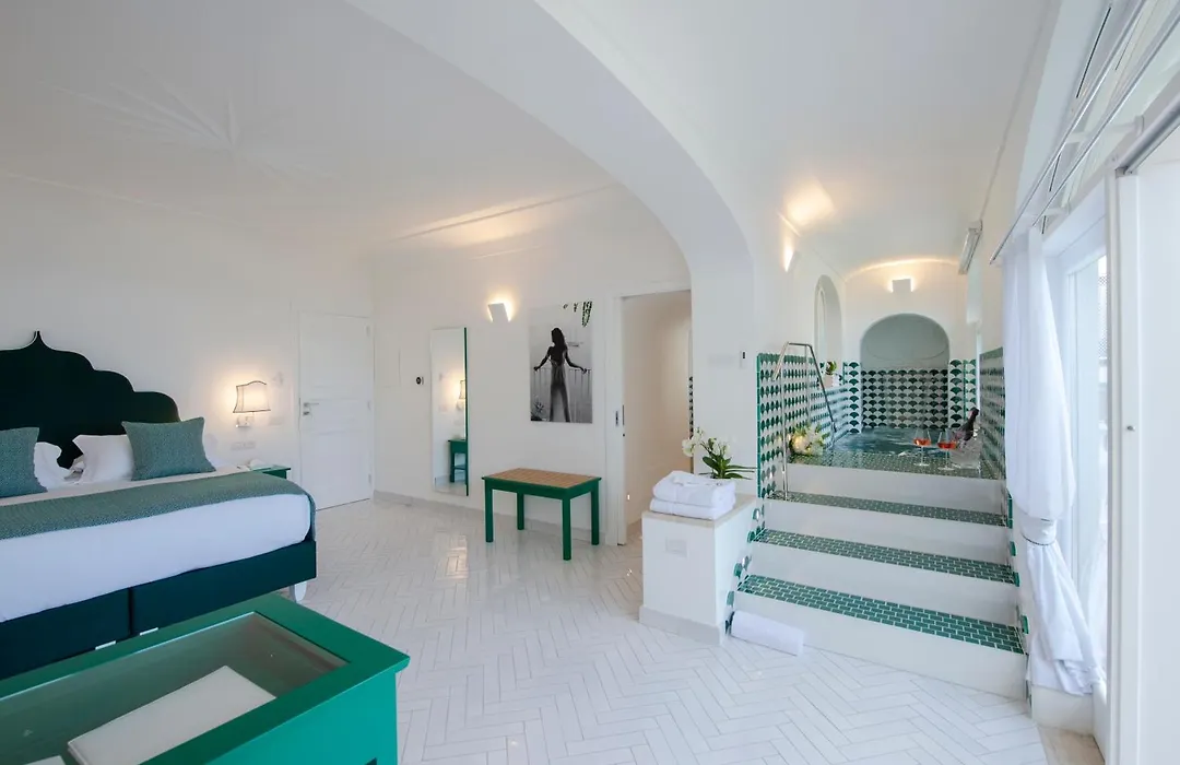 Villa Francesco Luxury Suites-1