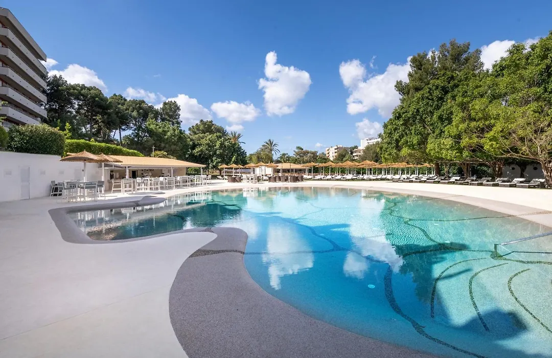 Salles Hotels Marina Portals-1
