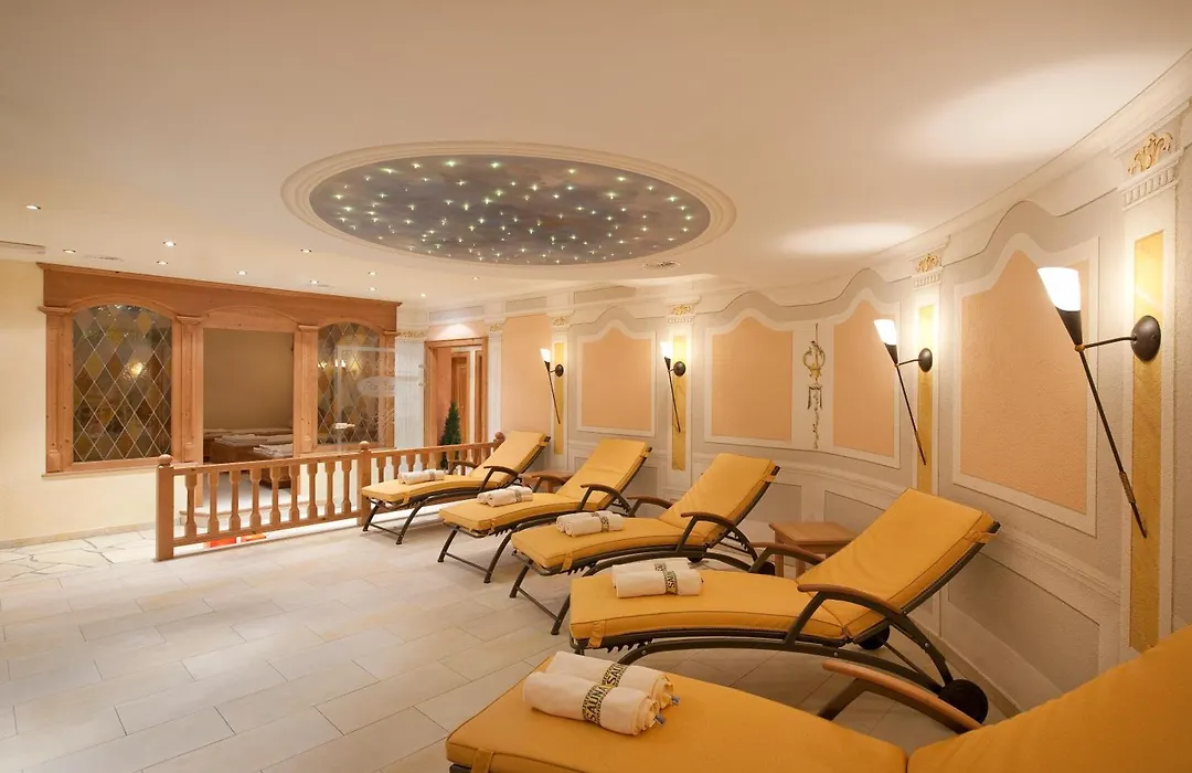Hotel Jagdhof Bed & Breakfast-1
