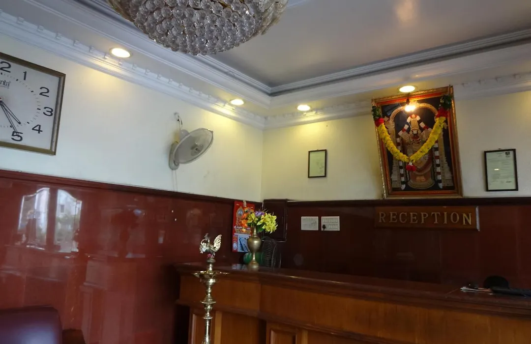 Hotel Sri Sabthagiri-1