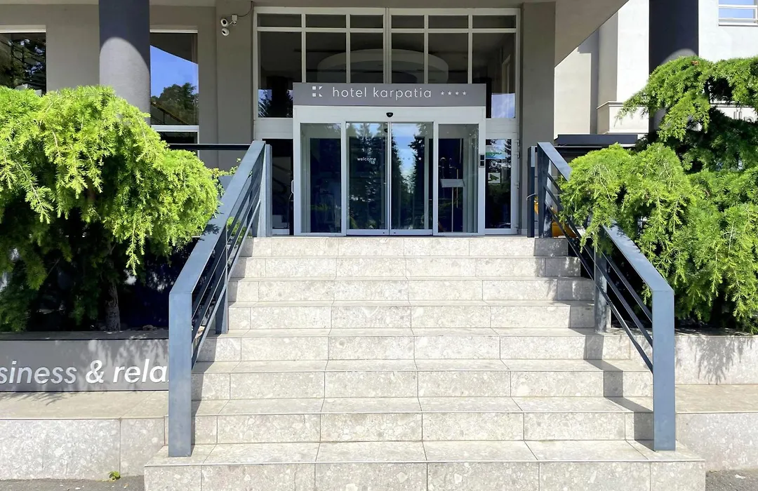 Hotel Karpatia-1