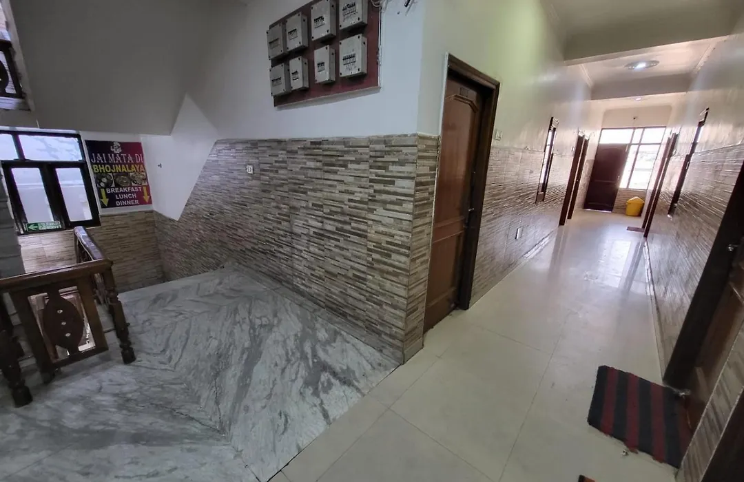 Hotel Blue Saphire-1