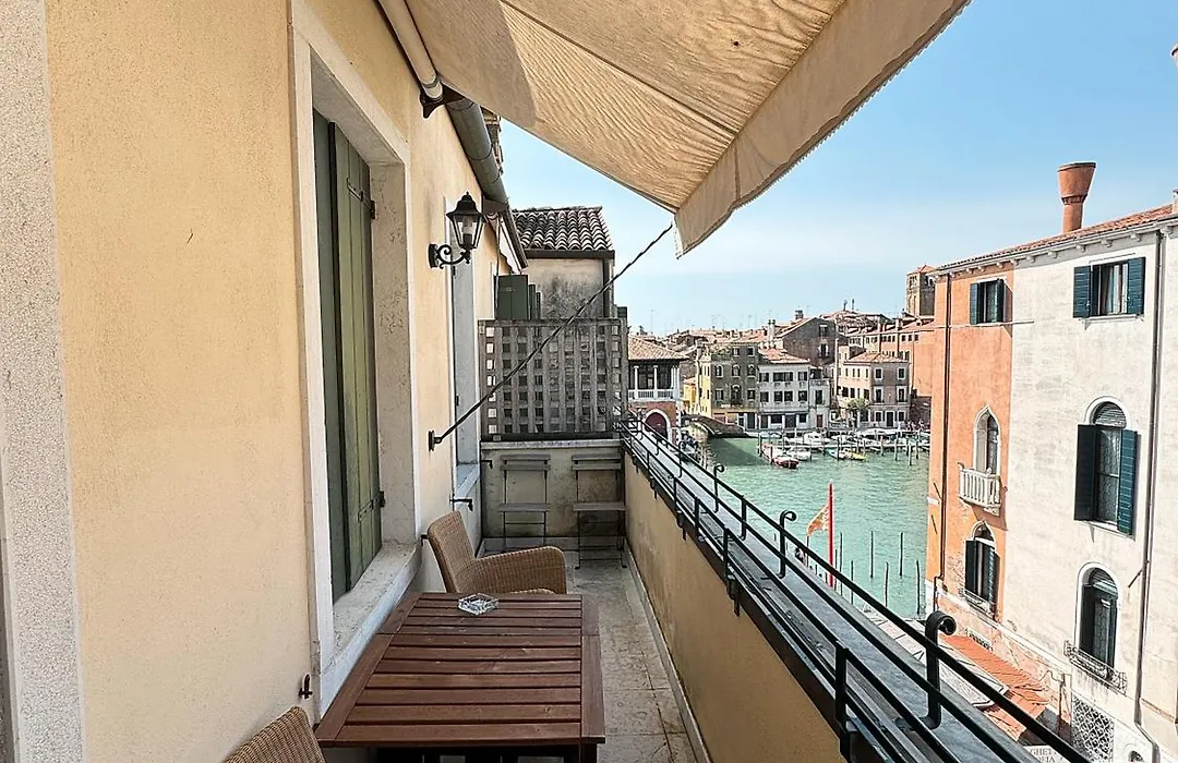 Foscari Palace-1