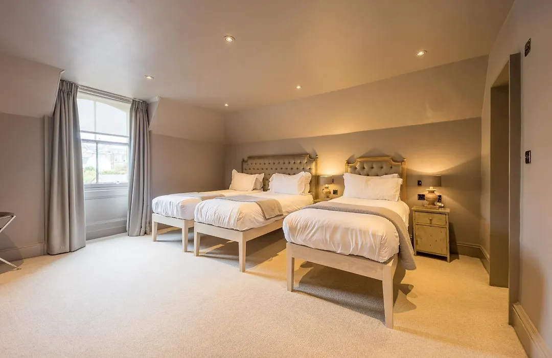 Murrayfield Hotel-1