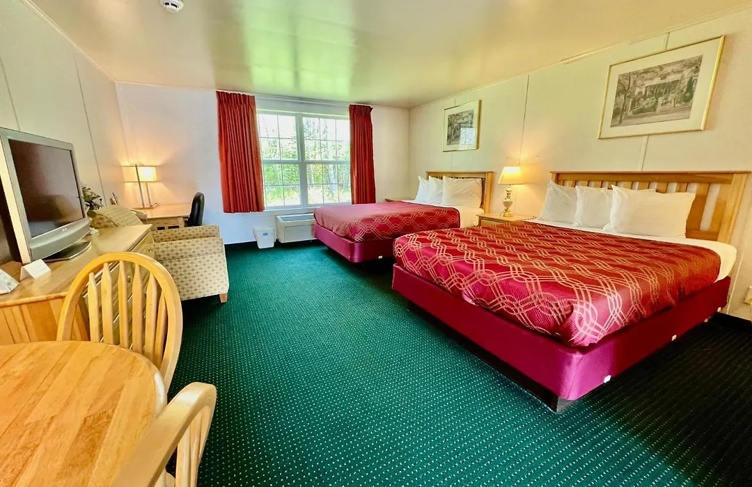 Rodeway Inn & Suites Brunswick Near Hwy 1-1
