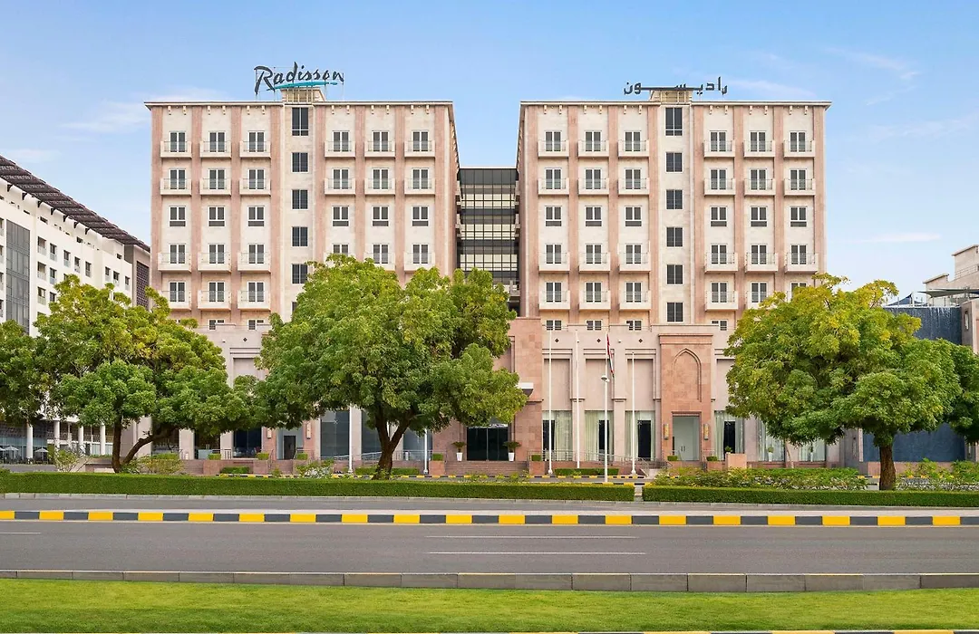 Radisson Hotel Muscat Panorama-1
