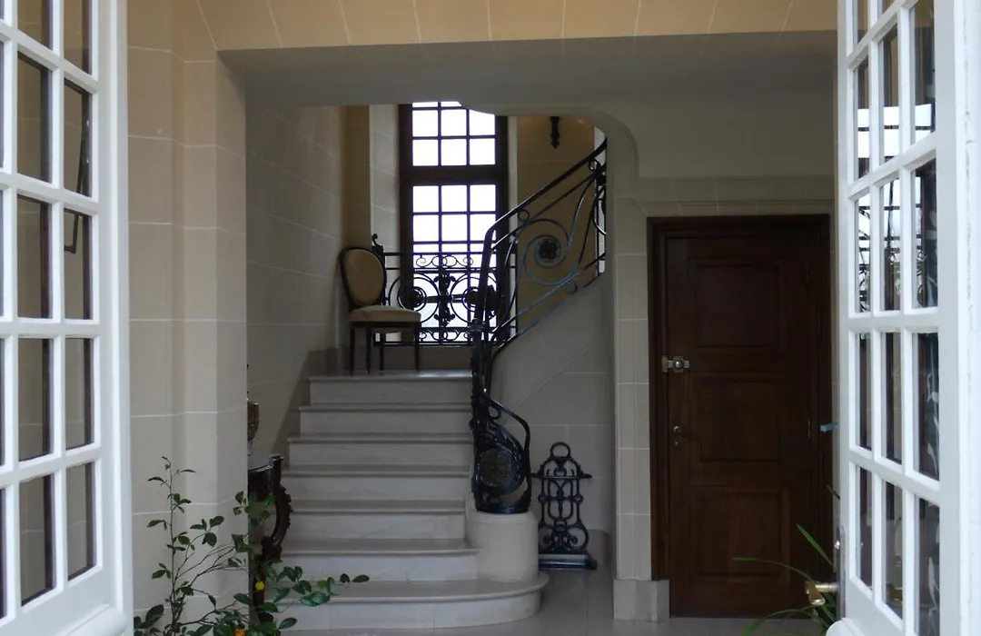 Chateau de Courseulles-1