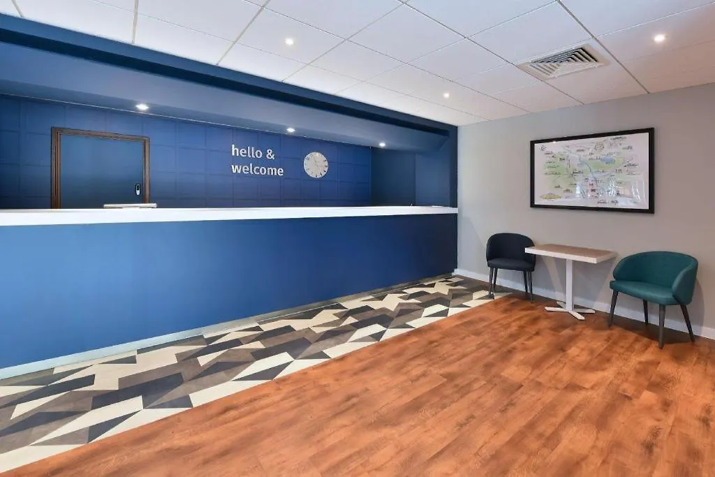 Travelodge London Hounslow-1