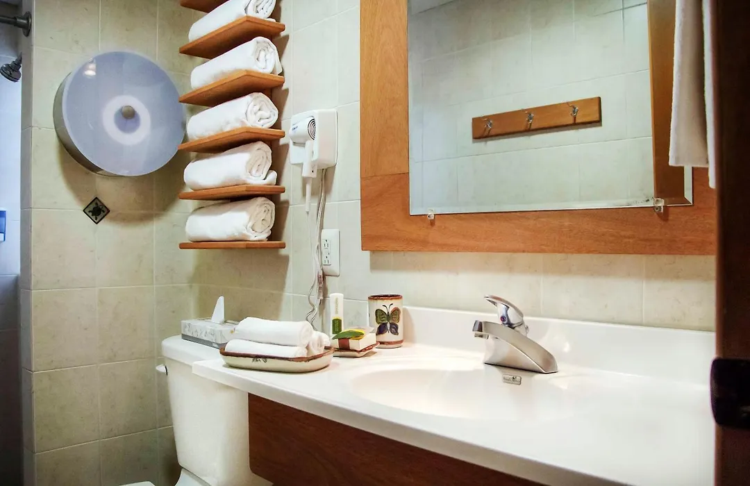 Alcazar Suites-1