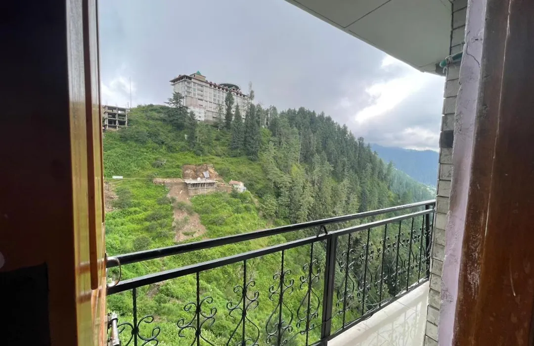 Hotel Snowflake-1