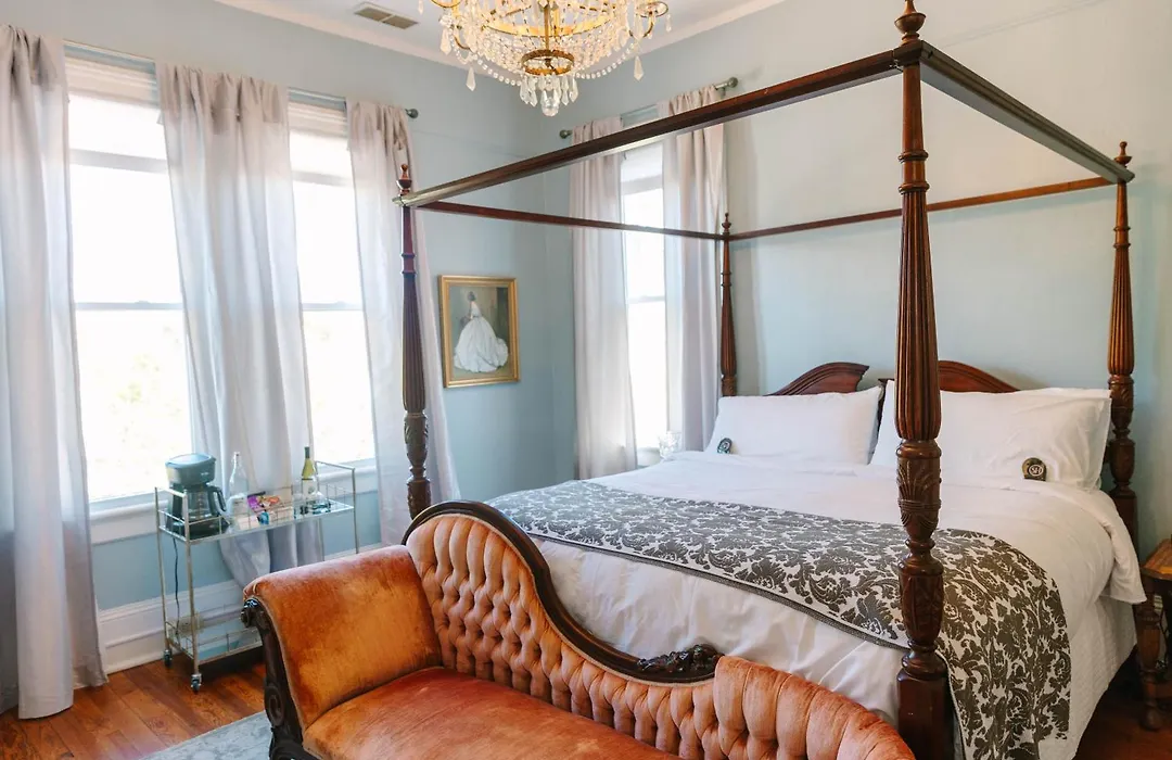 Stanley House Inn-1