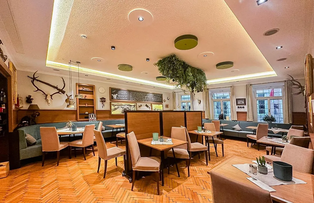 Hotel Elefant Family Business-1
