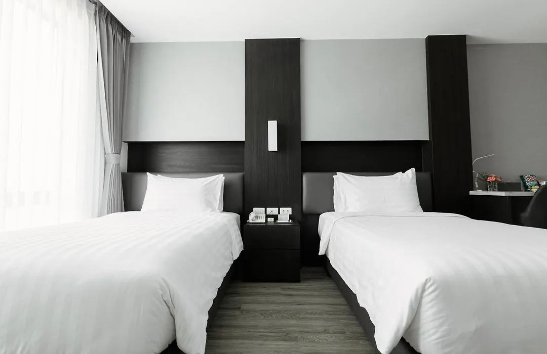 Surestay Hotel By Best Western Vientiane-1